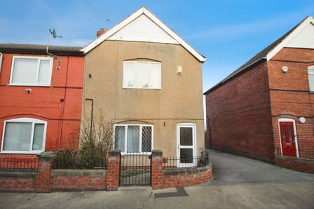 Cambridge Street, 3 bedroom End Terrace House for sale, £100,000