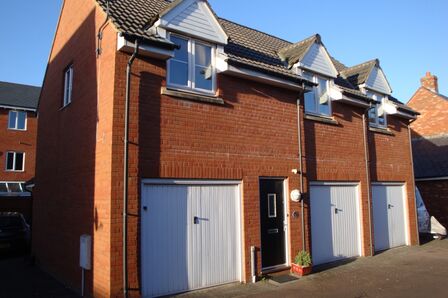 Camomile Walk, 2 bedroom  House to rent, £1,275 pcm