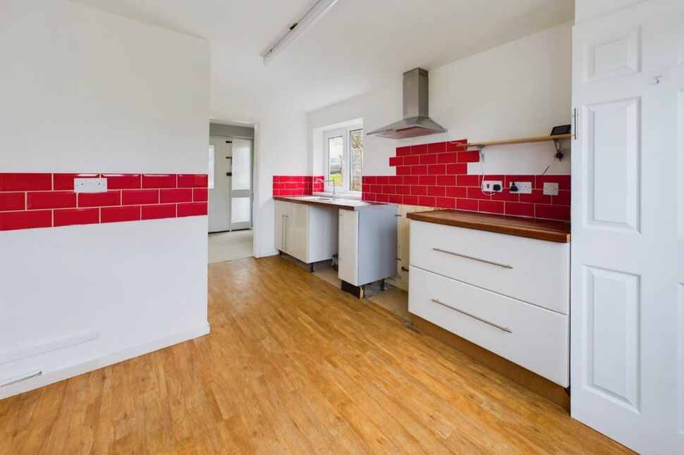 Kitchen / Breakfast Room