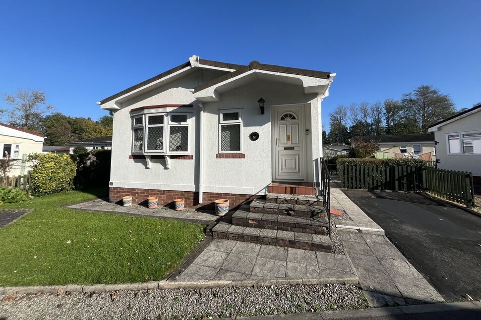 Main image of 2 bedroom Detached Property for sale, Elm Tree Park, Sheepway, Bristol, BS20