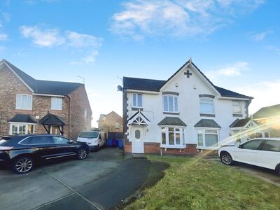 Turriff Road, 3 bedroom Semi Detached House to rent, £950 pcm