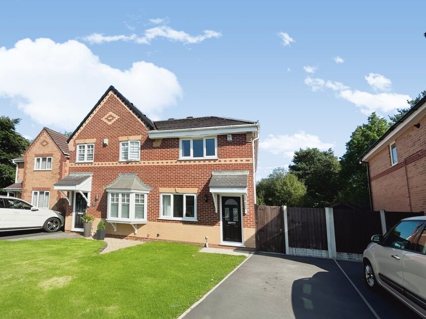 Main image of 3 bedroom Semi Detached House to rent, Fryer Close, Penwortham, Lancashire, PR1