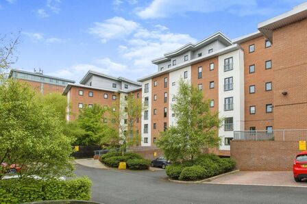 Lumen Court, 2 bedroom  Flat to rent, £800 pcm