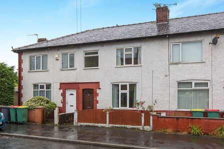 3 bedroom End Terrace House to rent