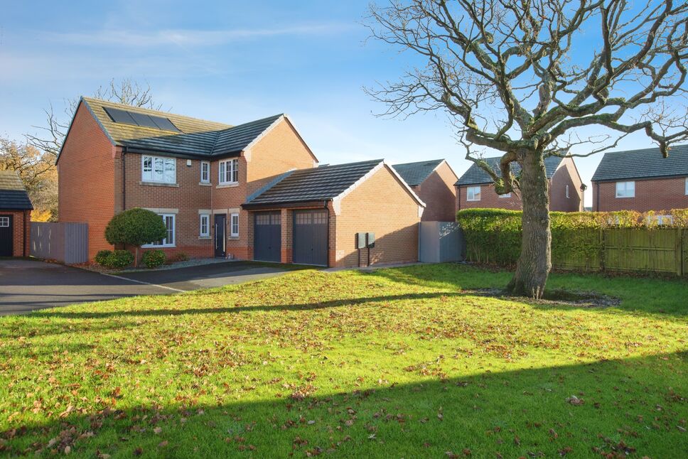 Main image of 4 bedroom Detached House for sale, Stratton Road, Cottam, Lancashire, PR4