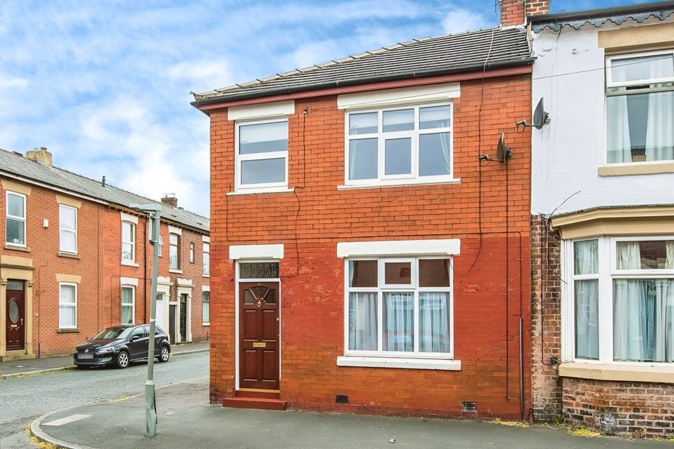 Main image of 3 bedroom End Terrace House to rent, De Lacy Street, Ashton-on-Ribble, Lancashire, PR2