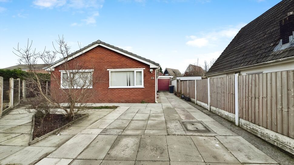 Main image of 2 bedroom Detached Bungalow for sale, Allengate, Fulwood, Lancashire, PR2