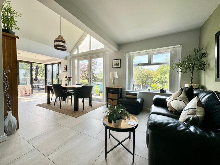 Open Plan Kitchen Diner