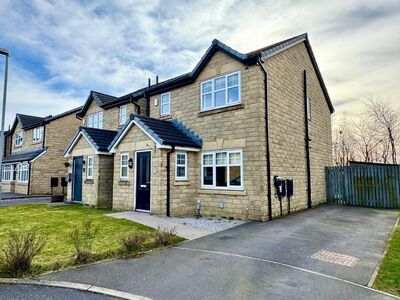 Stonechat Close, 3 bedroom Detached House for sale, £250,000