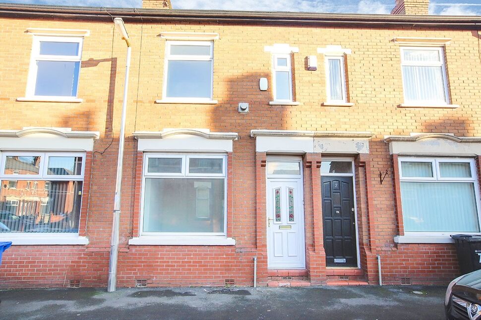 Main image of 2 bedroom Mid Terrace House to rent, Lonsdale Avenue, Stockport, Cheshire, SK5