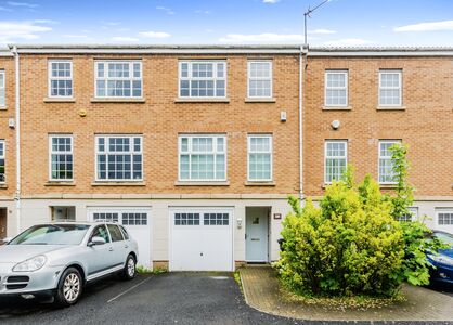 Cravenwood Road, 3 bedroom Mid Terrace House to rent, £1,350 pcm