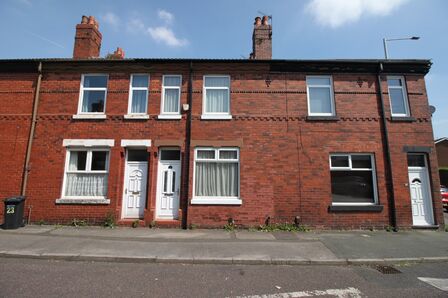 Stanhope Street, 2 bedroom Mid Terrace House to rent, £1,000 pcm