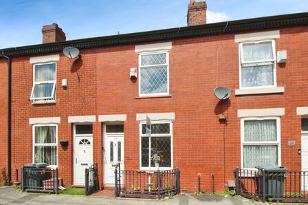 Parkin Street, 2 bedroom Mid Terrace House to rent, £1,000 pcm
