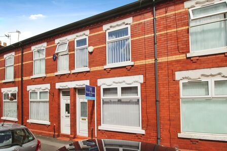 Beatrice Avenue, 2 bedroom Mid Terrace House for sale, £142,000