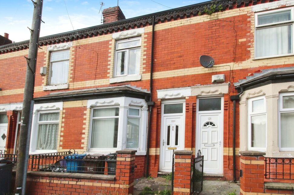 Main image of Mid Terrace House for sale, Heathcote Road, Manchester, Greater Manchester, M18