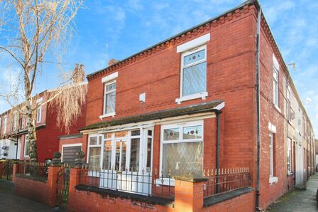 Arthur Street, 3 bedroom End Terrace House to rent, £1,250 pcm