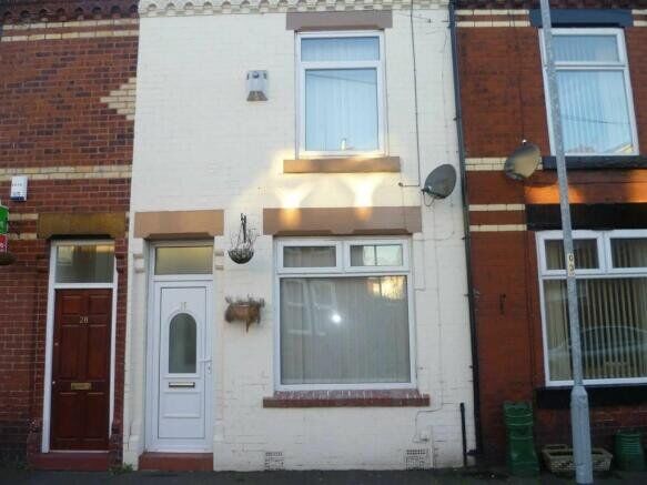 2 bedroom Mid Terrace House for sale