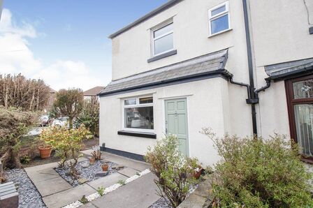 2 bedroom End Terrace House for sale