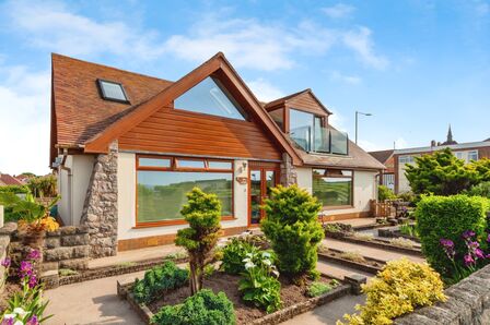 Marine Drive, 3 bedroom Detached Bungalow for sale, £425,000