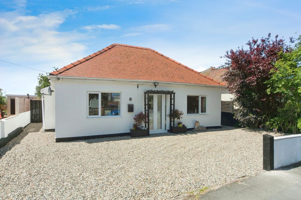 3 bedroom Detached Bungalow for sale