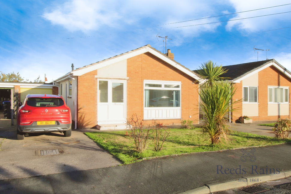 Main image of 2 bedroom Link Detached Bungalow to rent, Spruce Avenue, Rhyl, Denbighshire, LL18