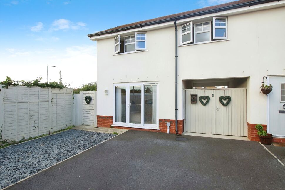 Main image of 3 bedroom End Terrace House for sale, Rhyl Coast Road, Rhyl, Denbighshire, LL18