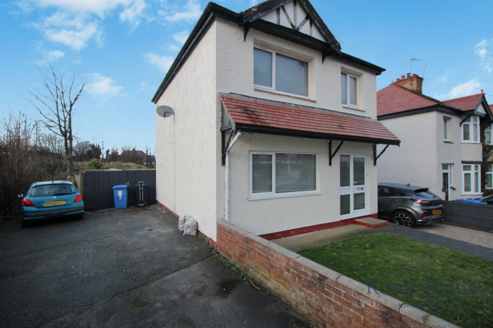 Main image of 3 bedroom Detached House for sale, Elwy Drive, Rhyl, Denbighshire, LL18