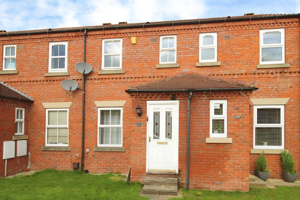 Main image of 2 bedroom Mid Terrace House to rent, Knavesmire, Rothwell, Leeds, LS26