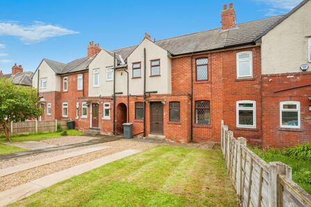 3 bedroom Mid Terrace House for sale