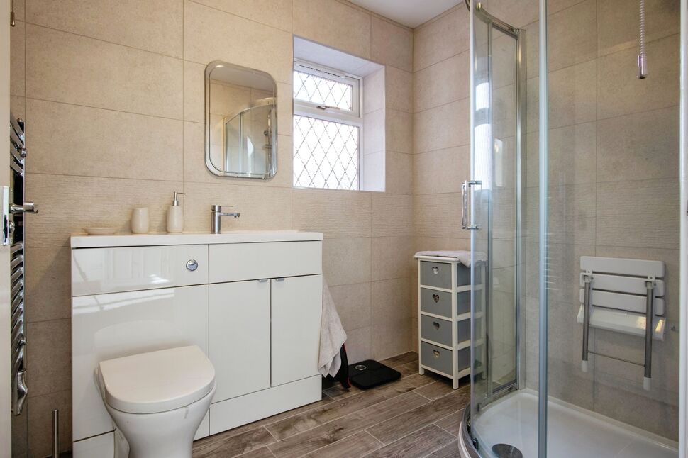 En-Suite Shower Room