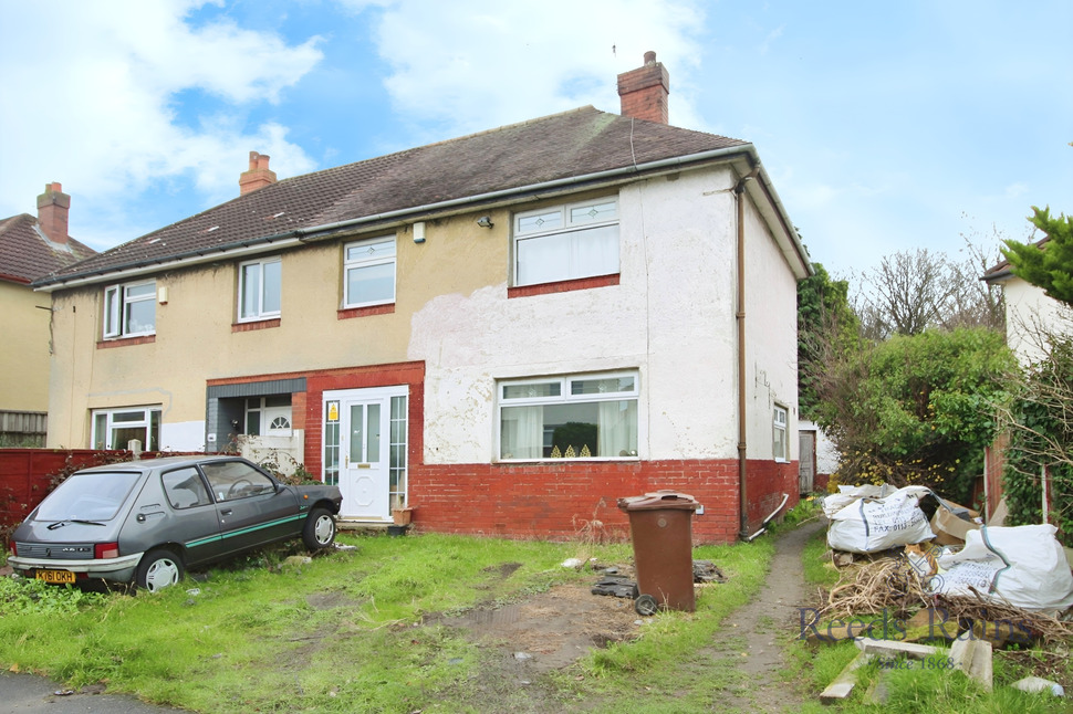 Main image of 3 bedroom Semi Detached House for sale, Albert Road, Oulton, Leeds, LS26