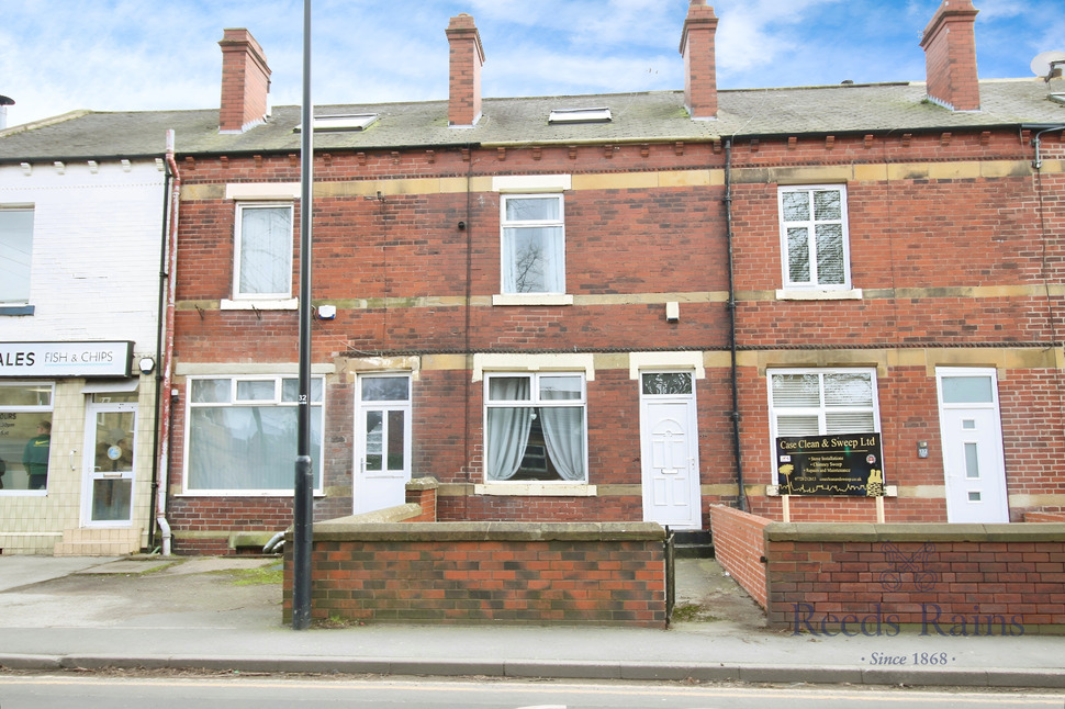 Main image of 3 bedroom Mid Terrace House for sale, Aberford Road, Woodlesford, West Yorkshire, LS26