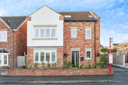 Town Street, 5 bedroom Detached House for sale, £645,000