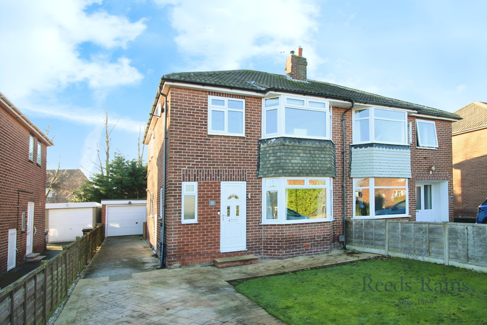 Main image of 3 bedroom Semi Detached House for sale, Sandyacres, Rothwell, West Yorkshire, LS26