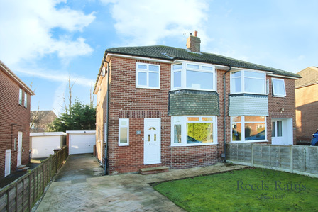 Sandyacres, 3 bedroom Semi Detached House for sale, £280,000