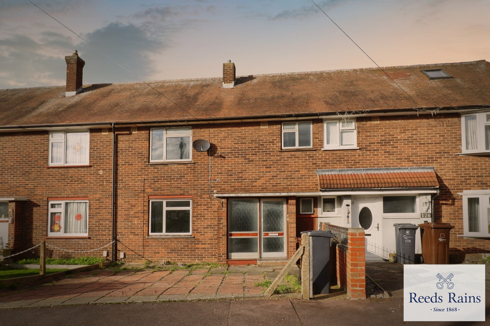 Main image of 3 bedroom Mid Terrace House for sale, Kingston Hill Avenue, Romford, RM6