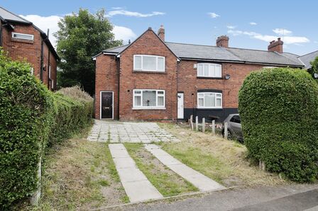 North Road, 3 bedroom End Terrace House to rent, £850 pcm