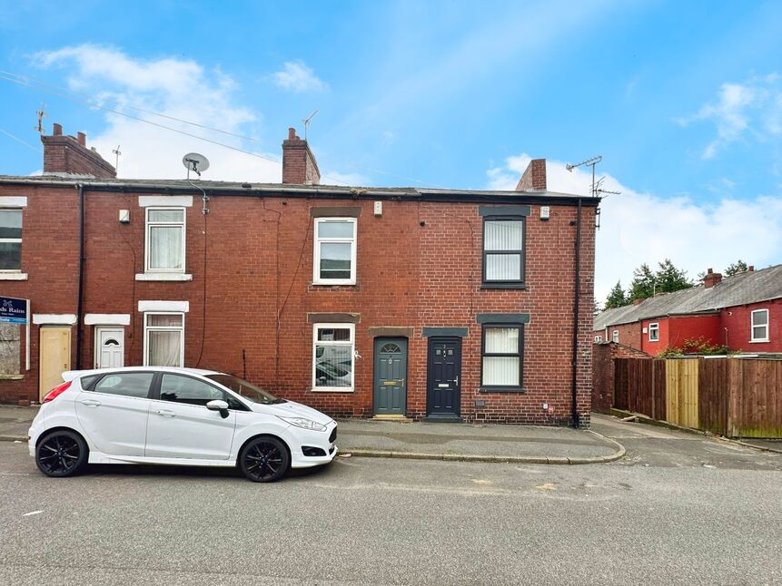 Main image of 2 bedroom Mid Terrace House for sale, Cross Street, Goldthorpe, South Yorkshire, S63