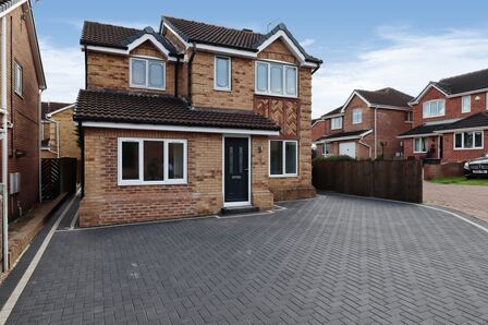 Moorland View, 3 bedroom Detached House for sale, £280,000