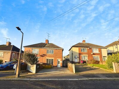 Heatons Bank, 3 bedroom Semi Detached House to rent, £900 pcm