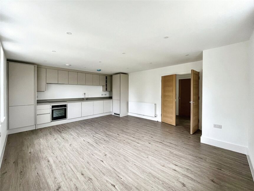 3 bedroom  Flat for sale