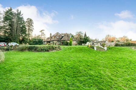 Rye Road, 5 bedroom Detached House for sale, £950,000