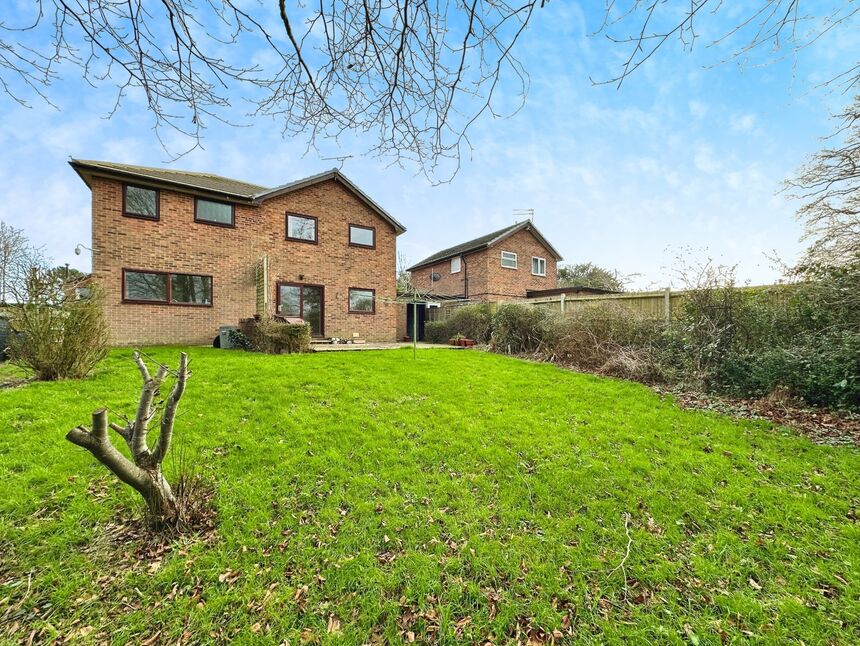 Main image of 4 bedroom Link Detached House for sale, The Hawthornes, Broad Oak, East Sussex, TN31