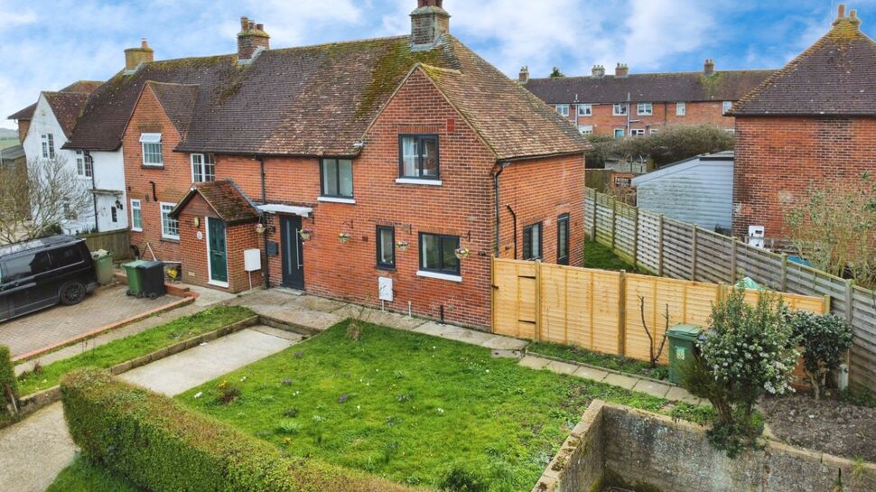 Main image of 3 bedroom End Terrace House for sale, Udimore Road, Rye, East Sussex, TN31