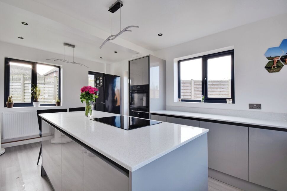 Kitchen / Breakfast Room