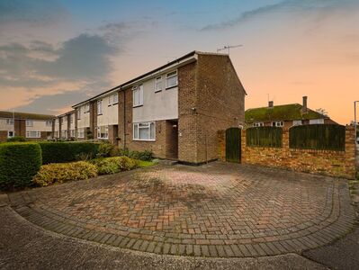 3 bedroom End Terrace House for sale