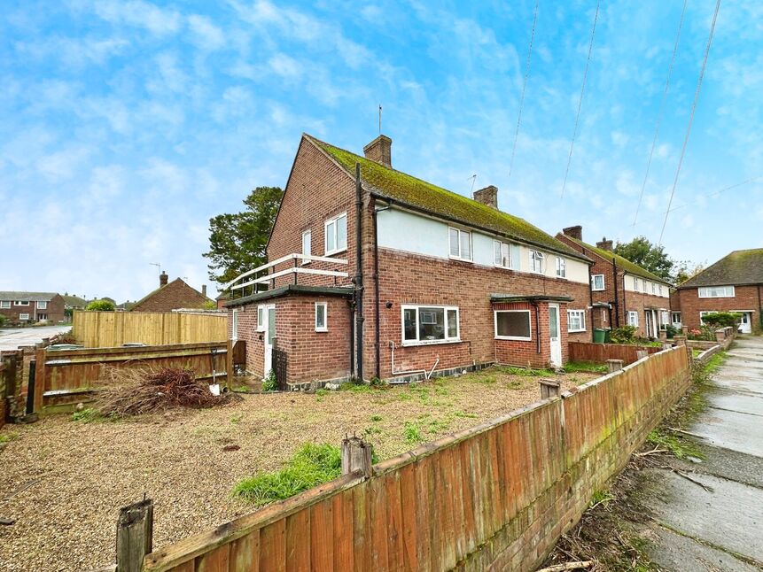 Main image of 3 bedroom Semi Detached House for sale, The Close, Rye, East Sussex, TN31