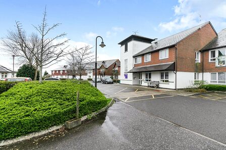 Kiln Drive, 1 bedroom  Flat for sale, £165,000