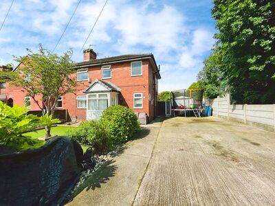 3 bedroom End Terrace House for sale