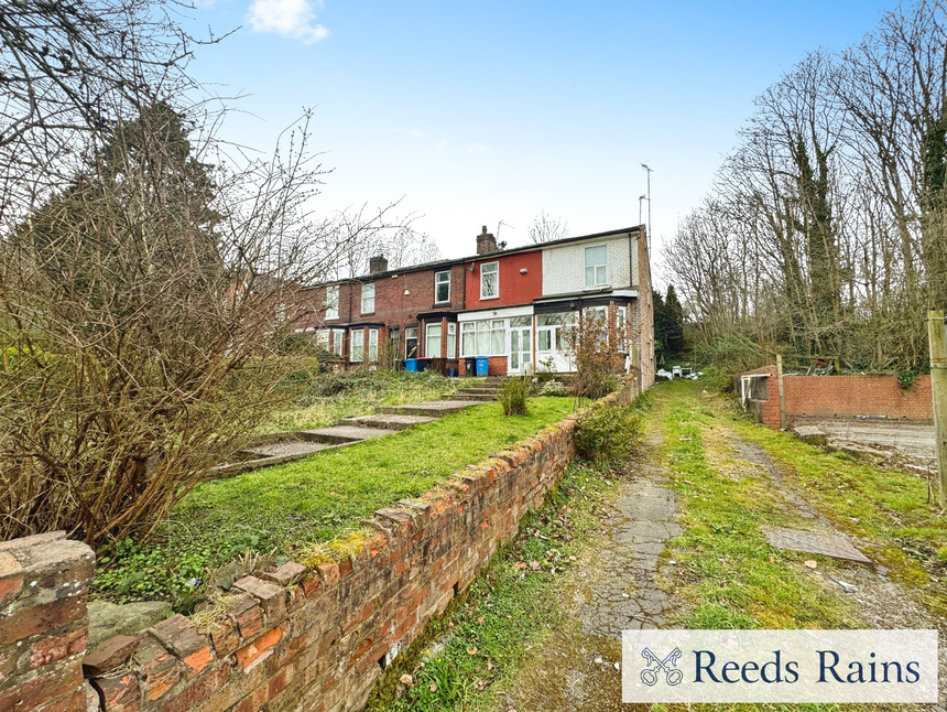 3 bedroom End Terrace House for sale